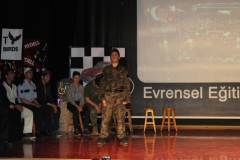Evrensel Kolej
